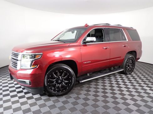Used 2018 Chevrolet Tahoe Premier AWD/4WD image 14