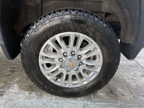 Used 2023 Chevrolet Silverado 2500 High Country image 27