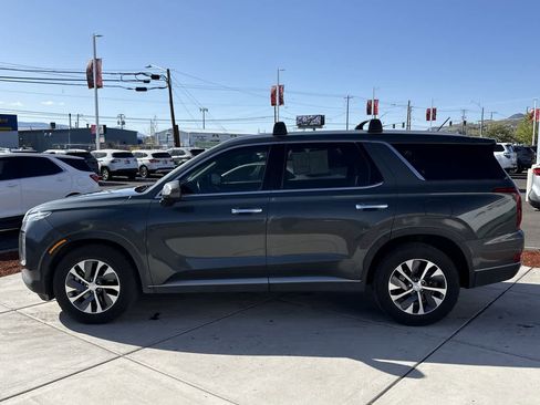 Used 2022 Hyundai Palisade SEL w/ Cargo Package AWD/4WD image 2