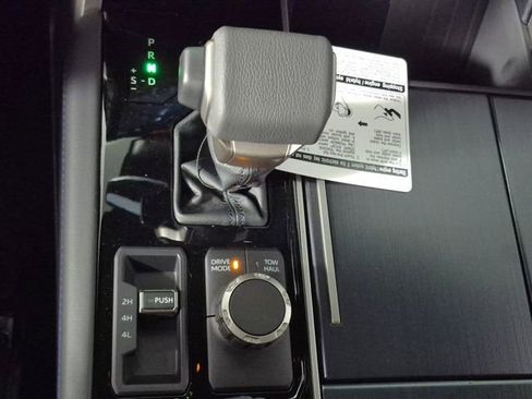 New 2026 Toyota Tundra Platinum AWD/4WD image 18