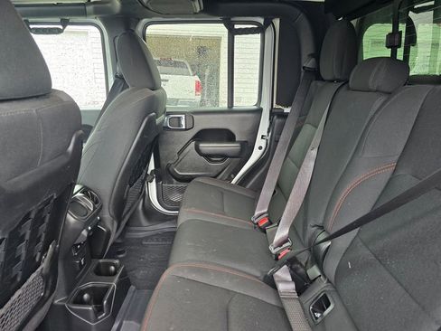 Used 2022 Jeep Gladiator Rubicon w/ Trailer Tow Package image 52