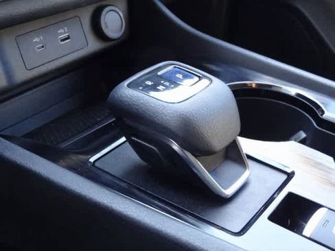 Used 2021 Nissan Rogue SV image 13