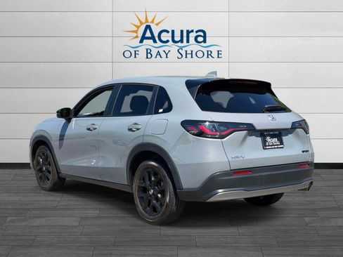 Used 2024 Honda HR-V Sport image 5