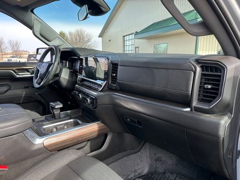 Used 2024 Chevrolet Silverado 1500 RST image 29