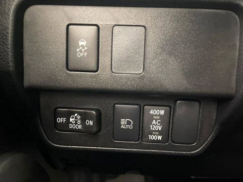 Certified 2023 Toyota Tacoma TRD Off-Road image 28