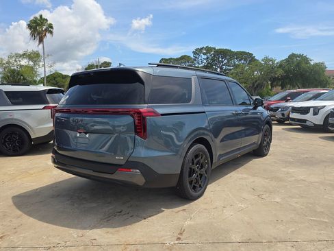 New 2026 Kia Carnival SX Prestige FWD image 8