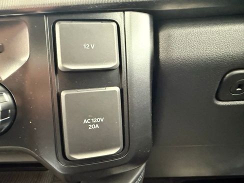 New 2025 Ford F350 Platinum image 30