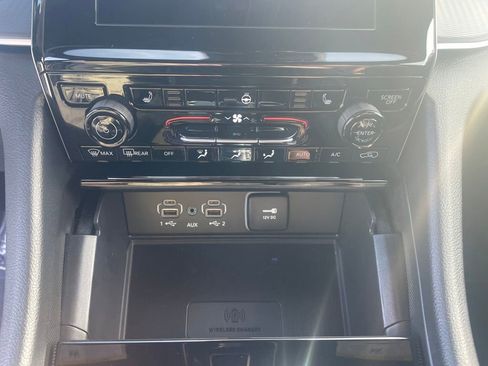 New 2025 Jeep Grand Cherokee L Altitude image 17