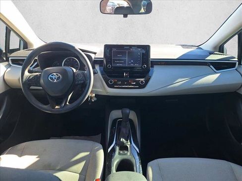 Certified 2022 Toyota Corolla LE image 16