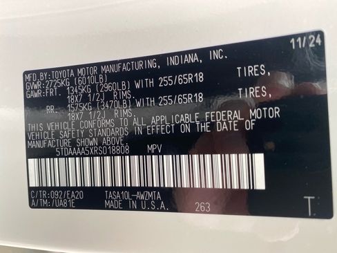 Used 2024 Toyota Grand Highlander XLE image 38