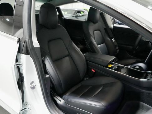 Used 2018 Tesla Model 3 Long Range image 18