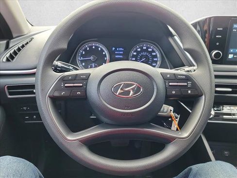 Used 2020 Hyundai Sonata SE w/ Cargo Package image 18