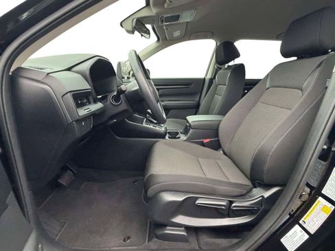 Used 2023 Honda CR-V LX image 8