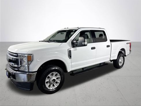 Used 2021 Ford F250 XLT image 2