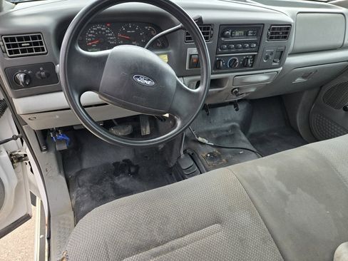 Used 2004 Ford F350 XL image 15