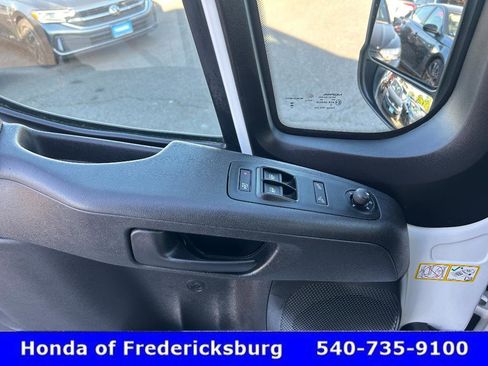 Used 2025 RAM ProMaster 2500 w/ Convenience Group FWD image 23