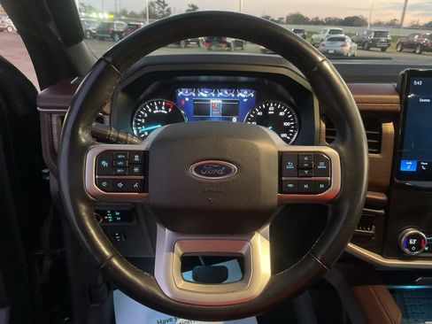 Used 2024 Ford Expedition Max Limited image 27