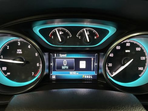 Used 2017 Buick Envision Essence FWD image 11