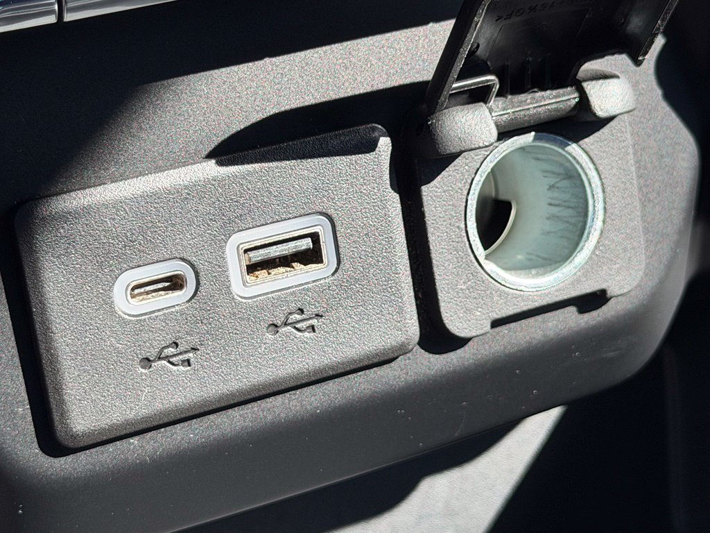 Used 2020 Chevrolet Silverado 1500 RST AWD/4WD image 18