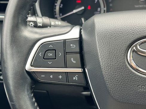 Used 2021 Toyota Highlander Platinum AWD/4WD image 29