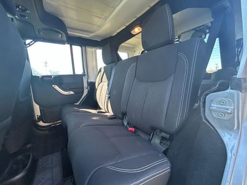 Used 2014 Jeep Wrangler Unlimited Sahara w/ Dual Top Group image 15