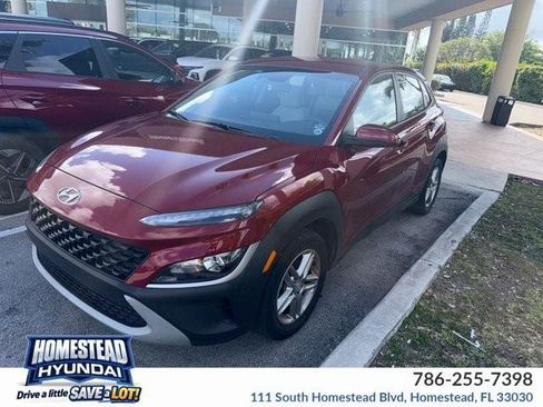 Used 2023 Hyundai Kona SE FWD image 1