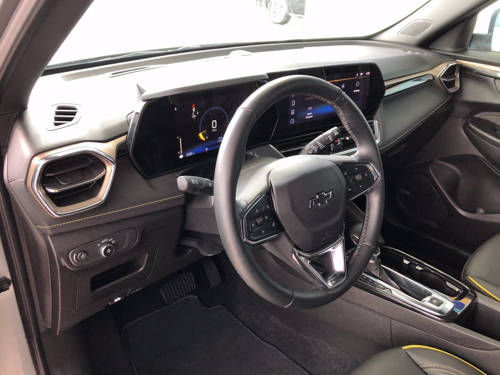 Used 2025 Chevrolet TrailBlazer ACTIV w/ Convenience Package FWD image 19