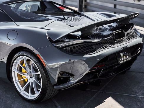 Used 2026 McLaren 750S Spider image 13