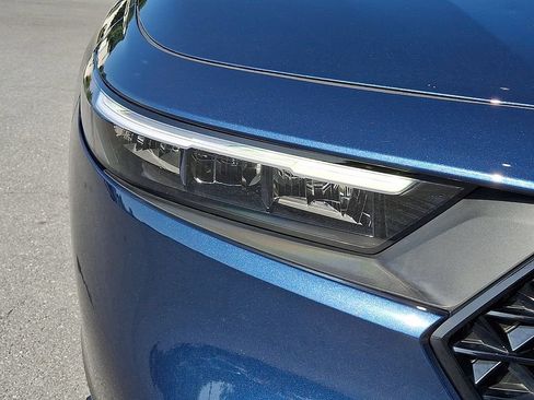 Used 2024 Honda Accord EX image 12