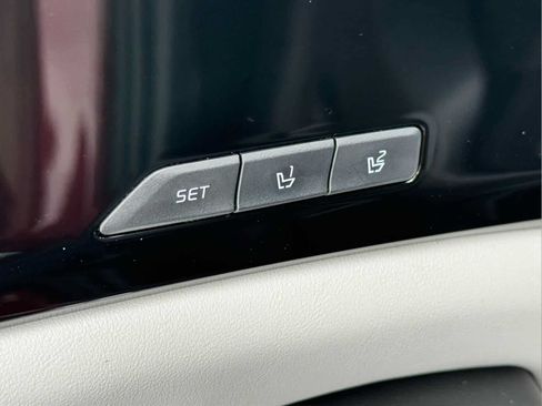Used 2022 Kia Carnival SX Prestige FWD image 10