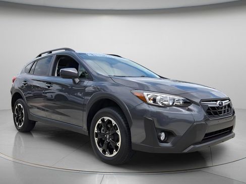 Used 2023 Subaru Crosstrek 2.0i Premium AWD/4WD image 9
