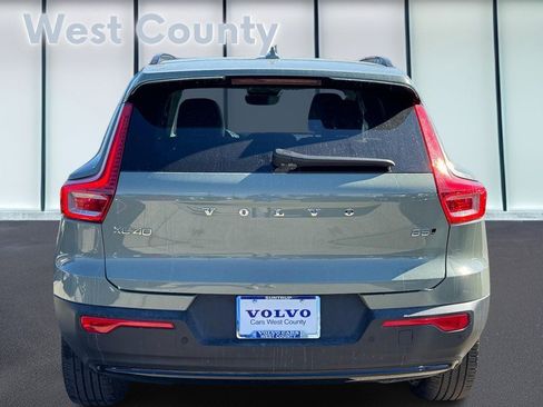 Certified 2023 Volvo XC40 B5 Plus w/ Driver Assist Package image 6