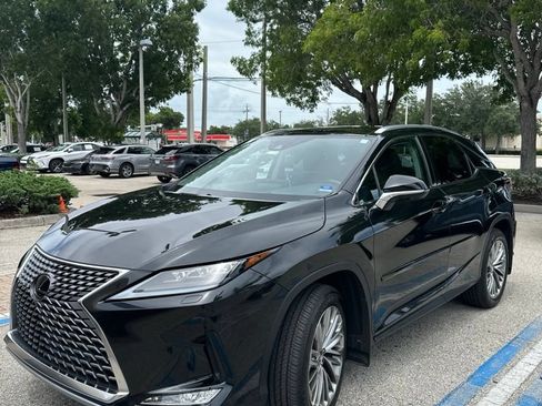 Used 2022 Lexus RX 350 AWD w/ Luxury Package image 3