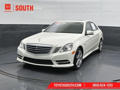 Used 2012 Mercedes-Benz E 350 4MATIC Sedan image 5