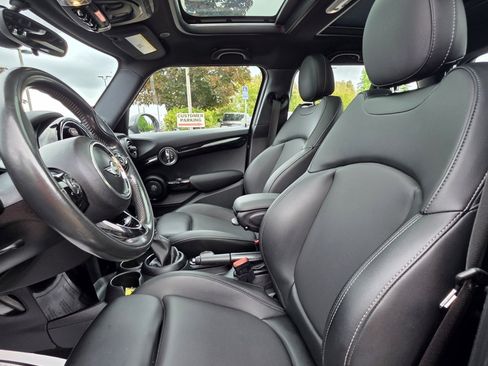 Used 2018 MINI Cooper S FWD image 9