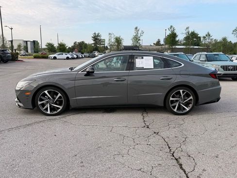 Used 2021 Hyundai Sonata SEL Plus w/ Tech Package FWD image 4