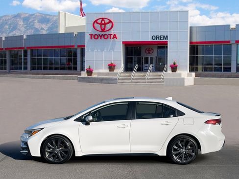 Used 2024 Toyota Corolla XSE image 6