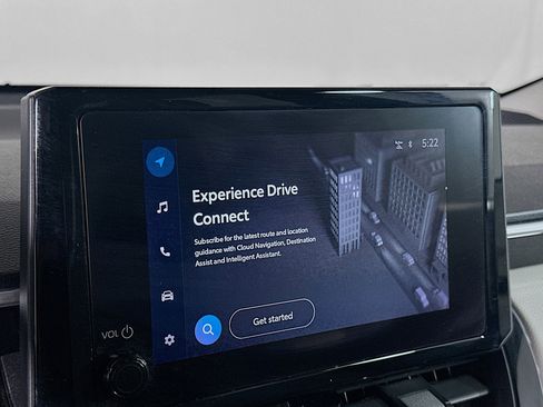 Used 2023 Toyota Corolla Cross L image 19