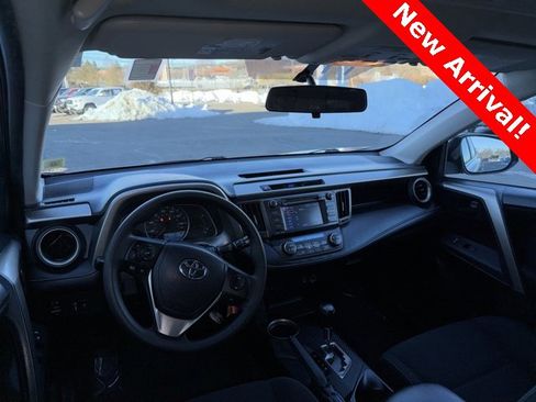 Used 2013 Toyota RAV4 XLE image 7