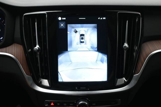 Used 2025 Volvo S60 B5 Plus FWD image 21