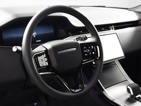 New 2026 Land Rover Range Rover Evoque S AWD/4WD image 13