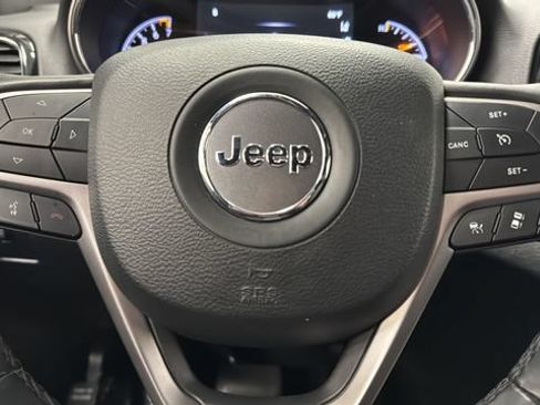 Used 2021 Jeep Grand Cherokee Limited w/ Quick Order Package 28K 80th AWD/4WD image 16