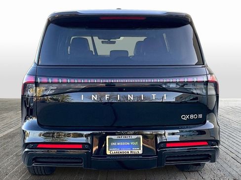 New 2026 INFINITI QX80 Luxe w/ Cargo Package AWD/4WD image 4