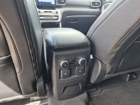 Certified 2023 Ford Explorer XLT w/ Equipment Group 202A RWD image 9
