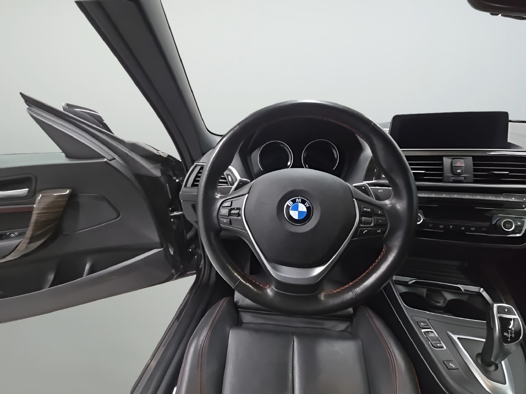 Used 2020 BMW 230i xDrive Convertible w/ Premium Package AWD/4WD image 34