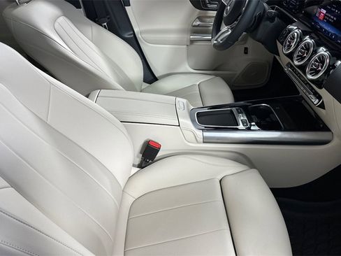 Certified 2026 Mercedes-Benz GLA 250 image 18