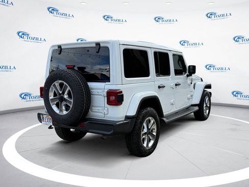 Used 2021 Jeep Wrangler Unlimited Sahara image 5