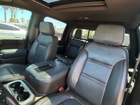 Used 2021 GMC Sierra 2500 Denali w/ Denali Ultimate Package AWD/4WD image 17