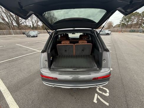 Used 2023 Audi Q7 3.0T Prestige w/ Prestige Package image 12