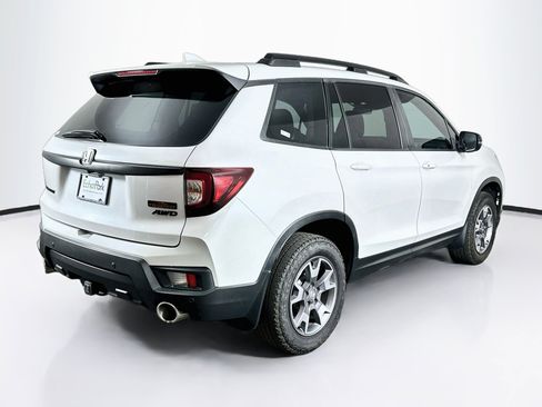 Used 2023 Honda Passport TrailSport image 9